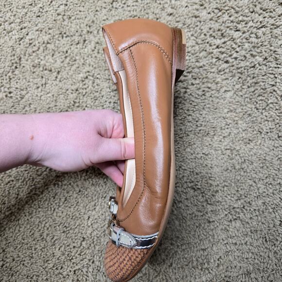 AGL Women’s Monika Cap Toe Leather Ballet Flat Tan Size 37 - Picture 4 of 8